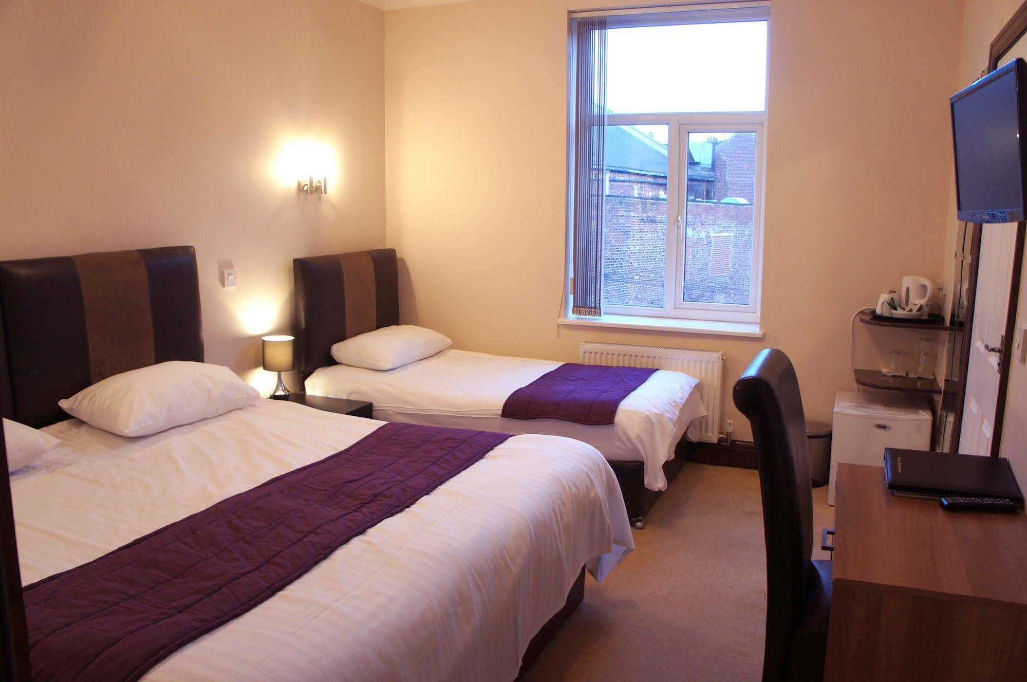 York House Hotel Wakefield Extérieur photo