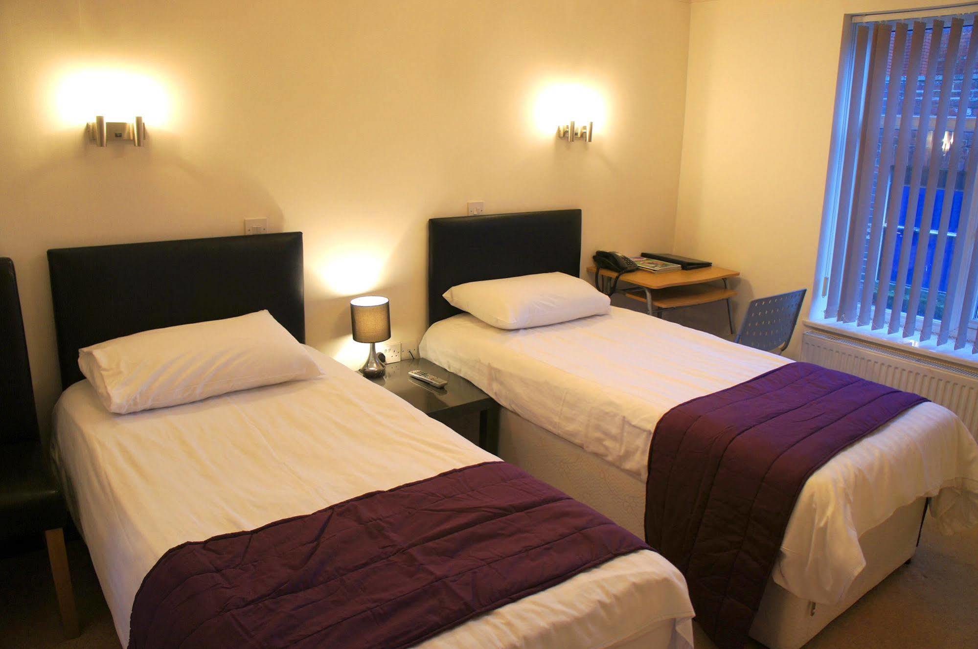 York House Hotel Wakefield Extérieur photo
